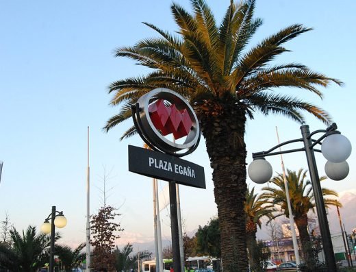 Metro Plaza Egaña / Línea 3