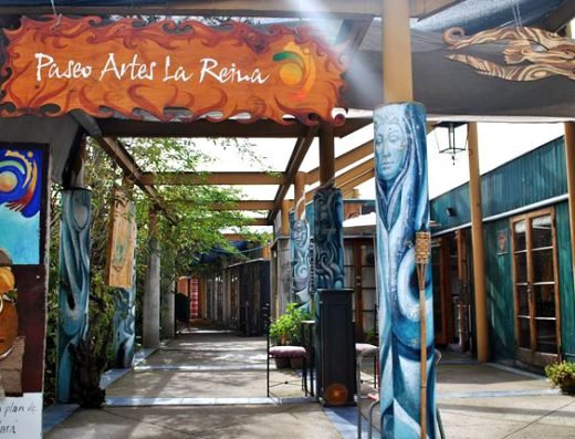 Paseo Artes La Reina